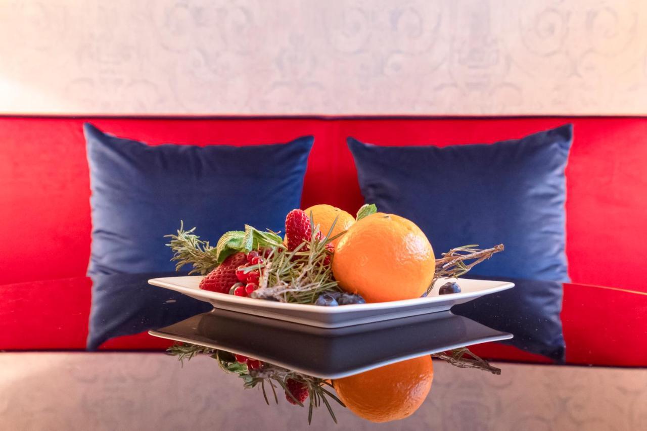 Hotel Palazzo Cornalia Milán Exteriér fotografie A fruit salad