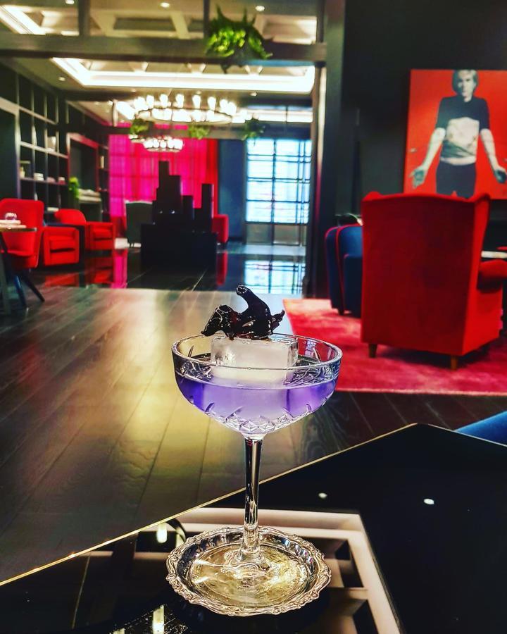 Hotel Palazzo Cornalia Milán Exteriér fotografie A Blue Hawaii cocktail